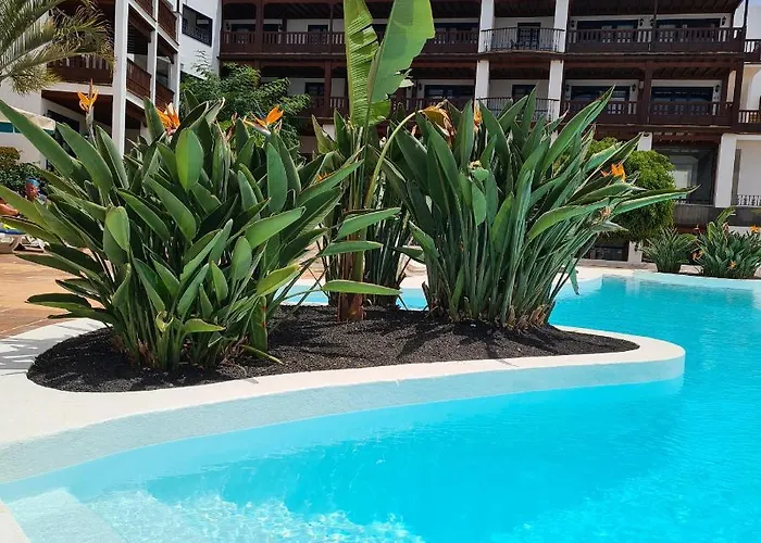 Nazaret Mansion מלון