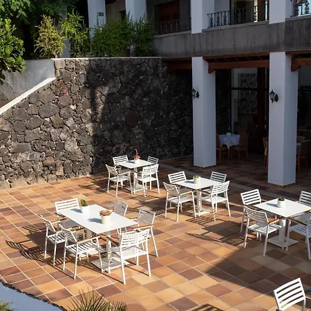 Nazaret Mansion Отель