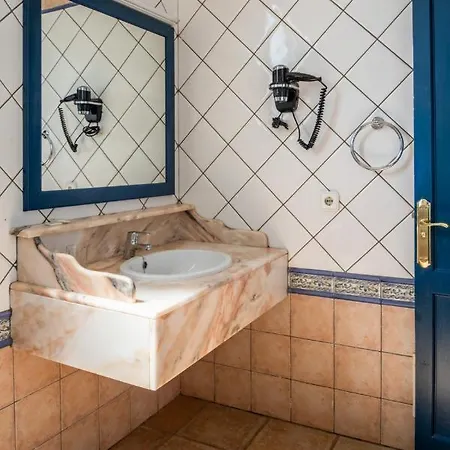 Отель Nazaret Mansion