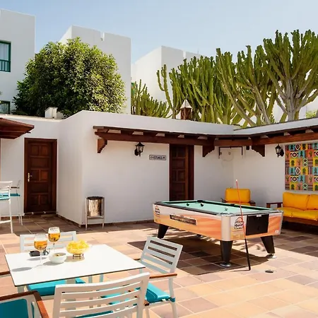 Nazaret Mansion Коста-Тегисе