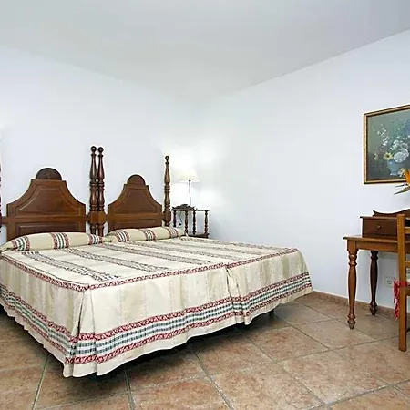 Отель Nazaret Mansion