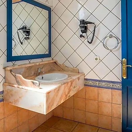 Hotel Nazaret Mansion 3*